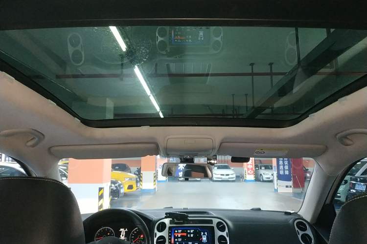 Used Volkswagen Tiguan 2017 300TSI Automatic Two-Wheel Drive Silk Road Comfort Edition