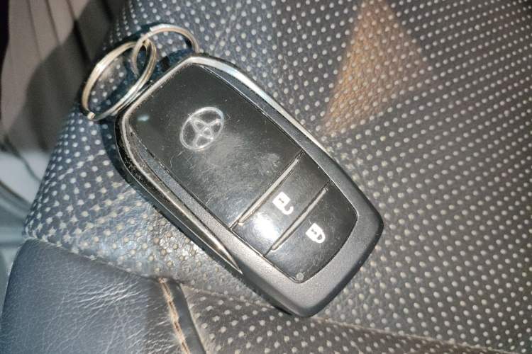 Used Toyota Highlander 2017 2.0T Four-Wheel Drive Luxury Edition 7 Seats
