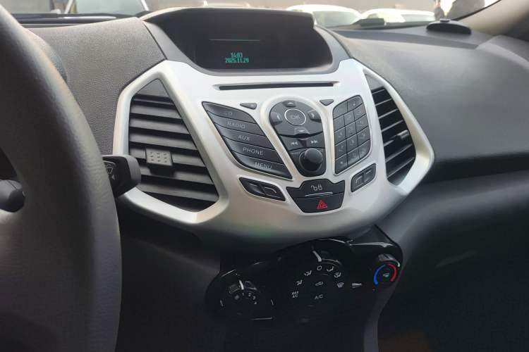 Used Ford EcoSport 2013 1.5L Automatic Fashion Model
