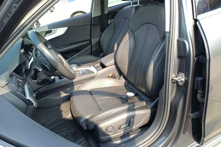 Used Audi A4L 2020 40 TFSI Fashion Dynamic Model