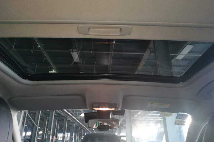 Used Citroen C5 2017 350THP Automatic Luxury Model
