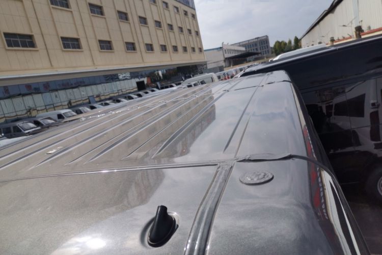 Used JMC Fushun 2025 2.0T 6MT Diesel Short-Wheelbase Mid-Height Commercial Multi-Purpose Passenger Vehicle 5/6 Seats
