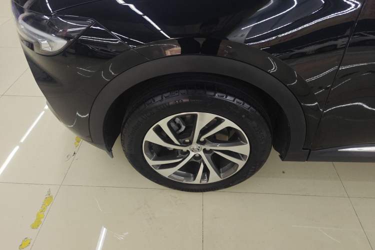 Used Buick Envision 2022 Facelift Encore S 552T Two-Wheel Drive Elite Model
