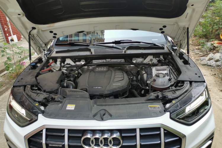 Used Audi Q5L 2022 40T Fashionable and Elegant Model
