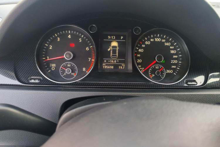 Used Volkswagen Magotan 2015 Facelift 1.8TSI Luxury Model
