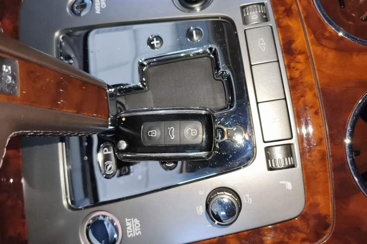 Used Volkswagen Phaeton 2012 3.0L Executive Version