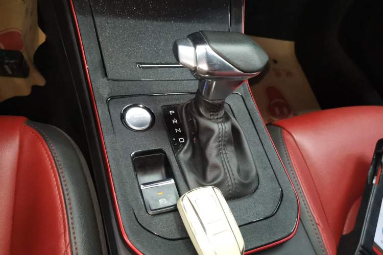 Used Dongfeng Aeolus Yixuan 2021 230T Automatic Hunter Edition
