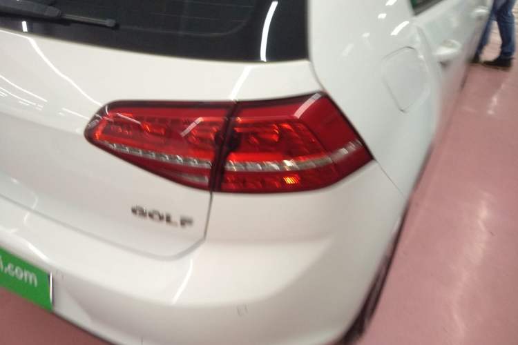 Used Volkswagen Golf 2015 1.6L Automatic Fashion Model