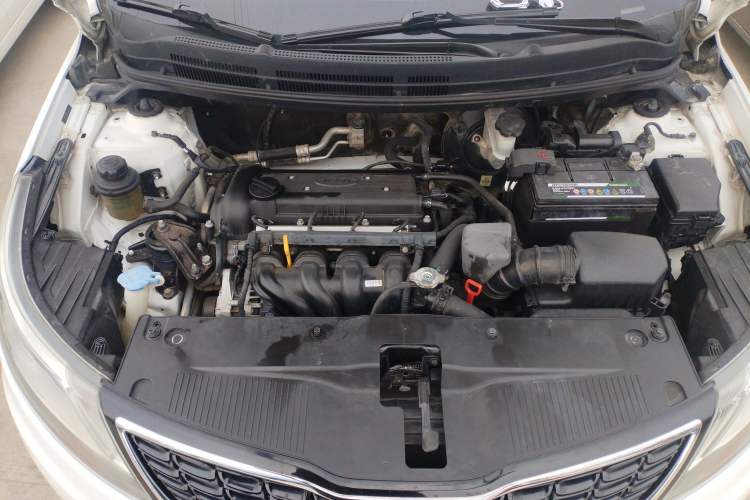 Used Kia K2 2012 Hatchback 1.6L AT Premium Commemorative Edition
