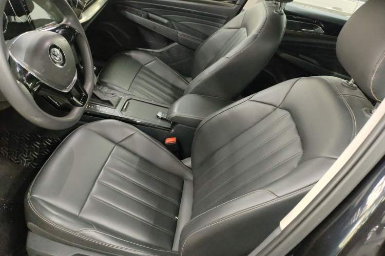 Used Volkswagen Passat 2019 280TSI Business Edition China VI
