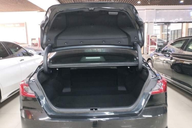 Used Toyota Camry 2024 2.0G Prestige Edition
