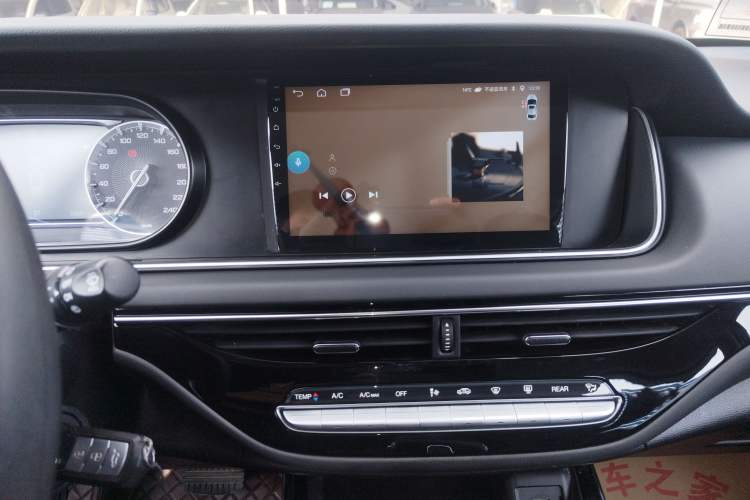 Used GAC Trumpchi M6 2021 270T DCT Elite Edition (7-seater)
