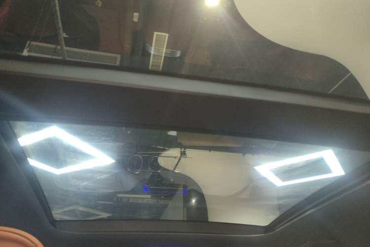 Used Mercedes-Benz GLC 2023 GLC 300 L 4MATIC Dynamic 7-Seater
