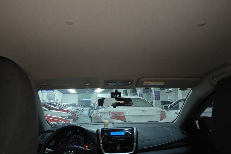 Used Toyota YARiS L 2016 Revised 1.5E CVT Charming Edition
