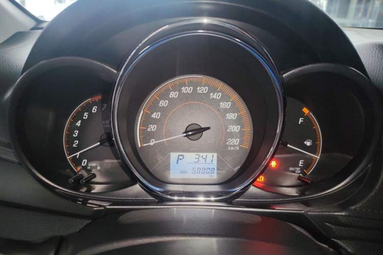 Used Toyota YARiS L 2021 X-Trail 1.5L CVT Leading Edition