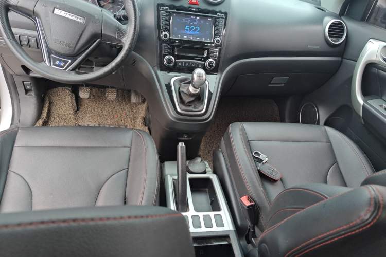 Used Haval H6 2016 Upgraded Model 1.5T Manual Two-Wheel Drive Value Edition