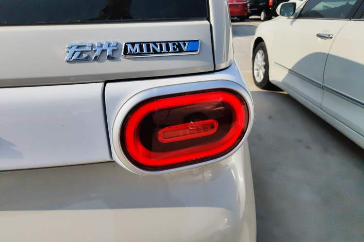 Used Wuling Hongguang MINIEV 2024 3rd Generation 215km Youth Edition