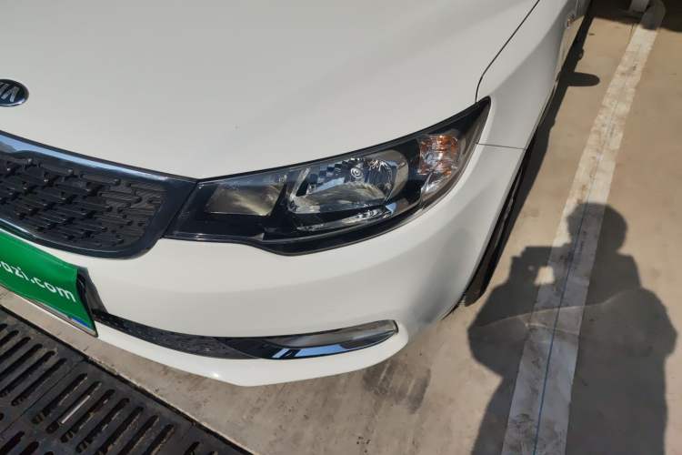 Used Kia Forte 2014 1.6L MT GL
