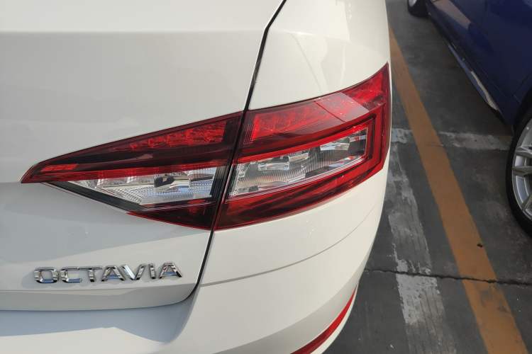 Used Skoda Octavia 2020 1.5L Automatic SmartDrive Luxury Edition