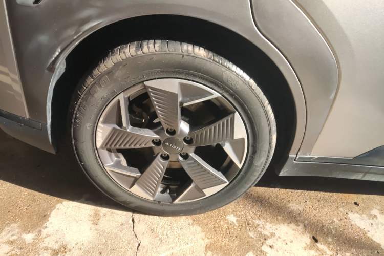 Used AION Y 2022 70 Intelligent Edition Lithium Iron Phosphate
