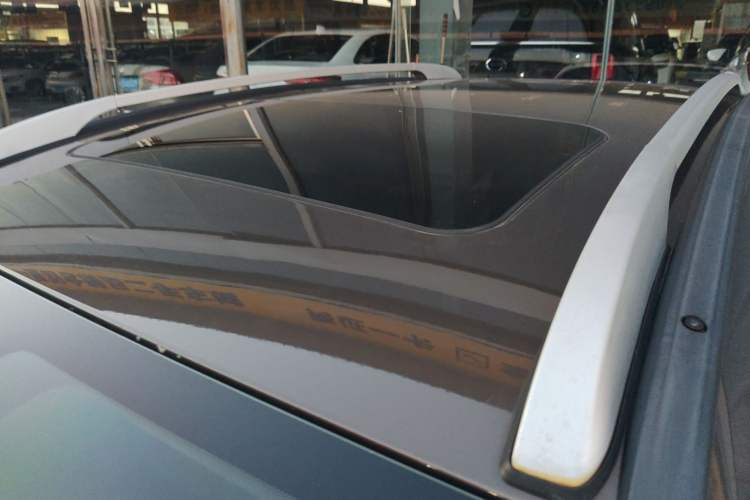 Used Qoros 3 2016 Urban SUV 1.6T Automatic Zhiyue Model