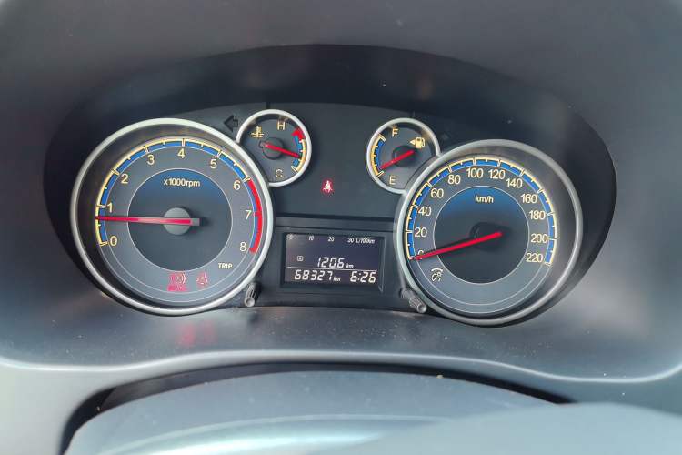 Used Suzuki SX4 2013 1.6L Manual CoolRide Model
