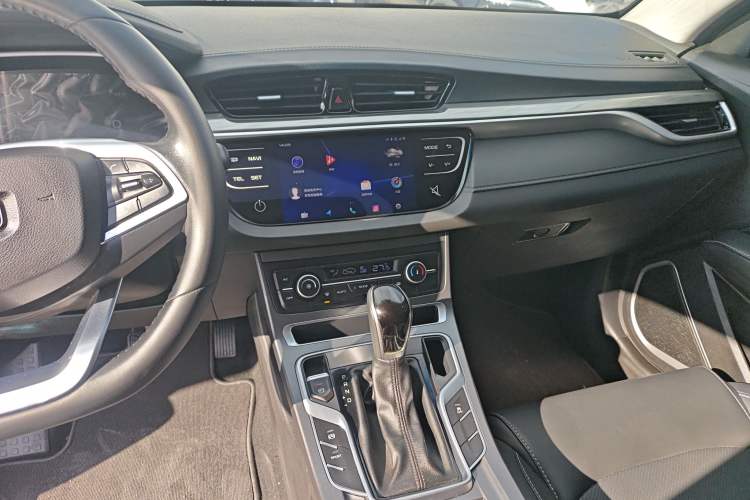 Used Geely Auto Emgrand 2019 Leading Edition 1.5L CVT Upward-Connected Model China VI Standard
