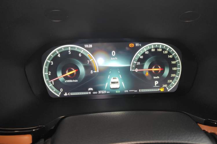 Used Changan CS95 2021 2.0T Two-Wheel Drive Luxury Version
