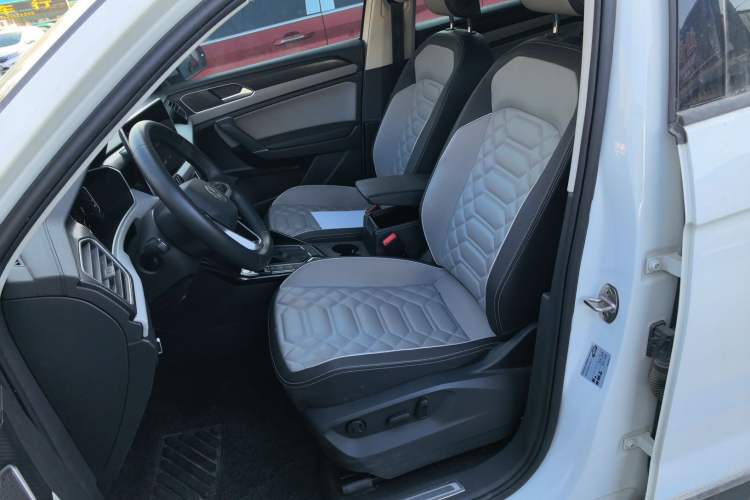 Used Volkswagen Tayron 2023 300TSI Two-Wheel-Drive Luxury Plus Advanced Edition