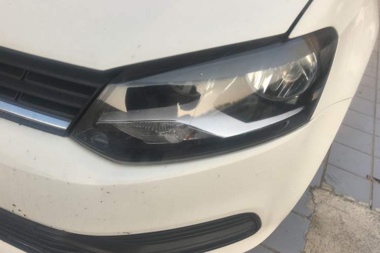 Used Volkswagen Polo 2016 1.4L Manual Fashion Model