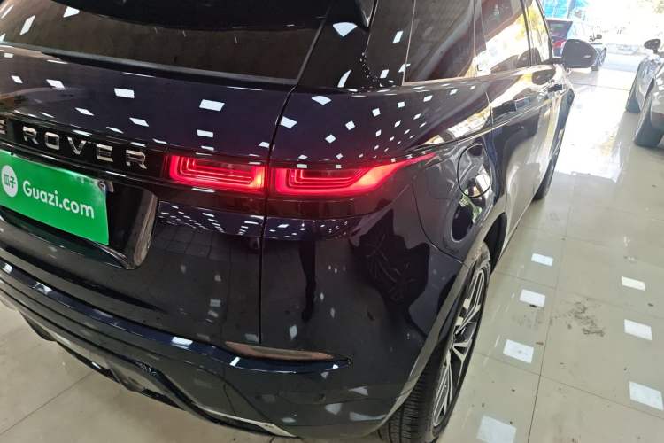 Used Land Rover Range Rover Evoque 2021 Range Rover Velar 249 PS R-Dynamic S Performance Edition