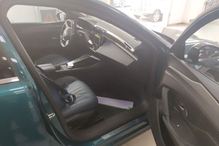 Used Peugeot 408X 2023 Boundary-Free Edition
