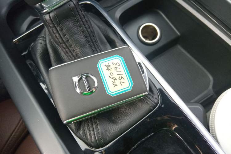 Used Volvo XC60 2021 T5 4x4 Smart Luxury Edition