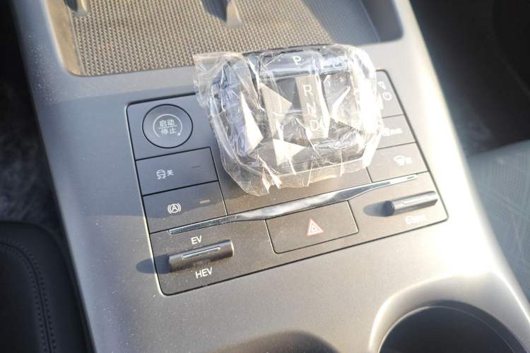 Used BYD Qin PLUS 2025 DM-i Smart Drive 55KM Leading Model
