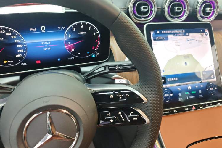 Used Mercedes-Benz GLC 2024 Refreshed GLC 300 L 4MATIC Dynamic Version 5 Seats