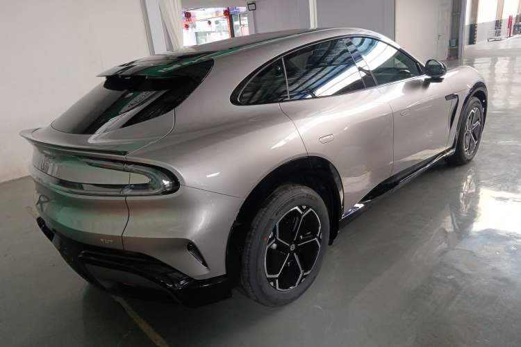 Used  YU7 2025 Ultra-Long Range Rear-Wheel Drive Version
