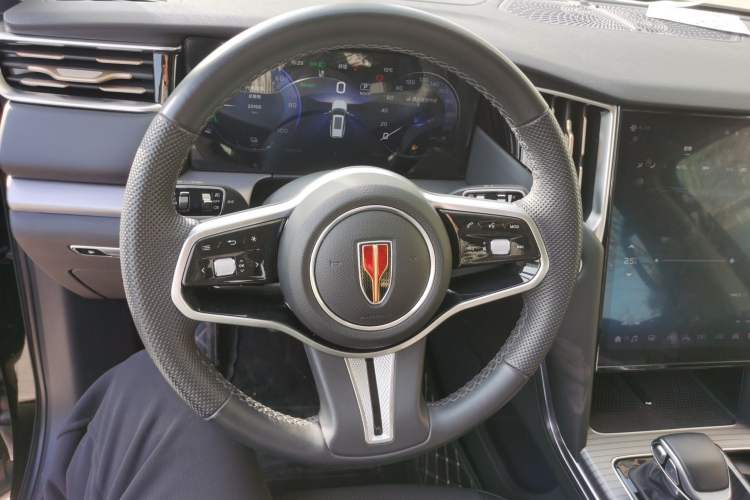 Used Hongqi HS7 PHEV 2024 2.0T PHEV Four-Wheel Drive Flagship Edition 6 Seats