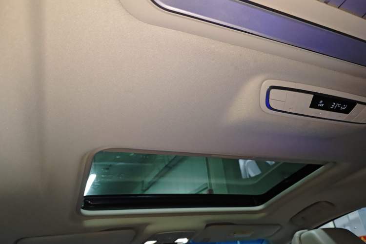 Used Buick GL8 2023 ES Lu Zun Comfort Model
