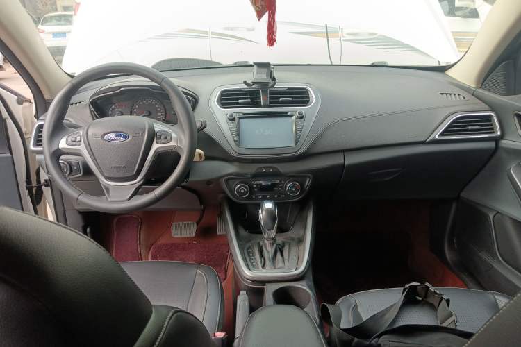 Used Ford Escort 2015 1.5L Automatic Fashion Model