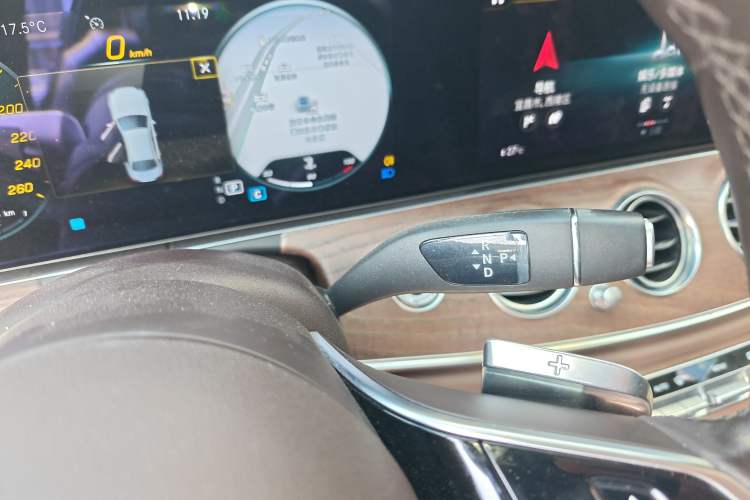 Used Mercedes-Benz E-Class 2021 Facelift E 260 L