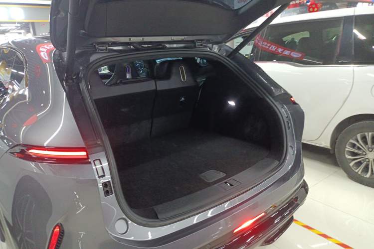 Used  07 2024 Max Extended-Range Exploration Edition
