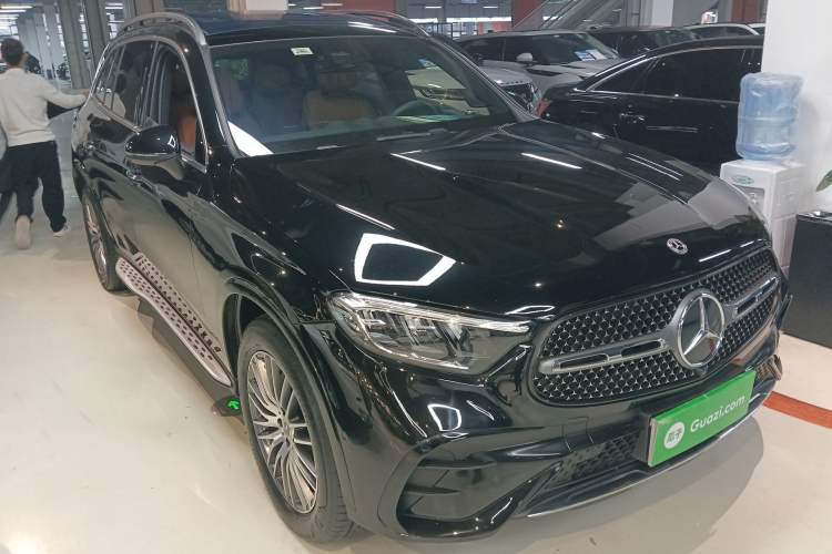 Used Mercedes-Benz GLC 2023 GLC 300 L 4MATIC Dynamic Edition 5-seater