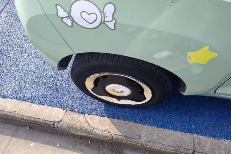 Used Wuling Hongguang MINIEV 2021 Macaron Premium Model – Lithium Iron Phosphate