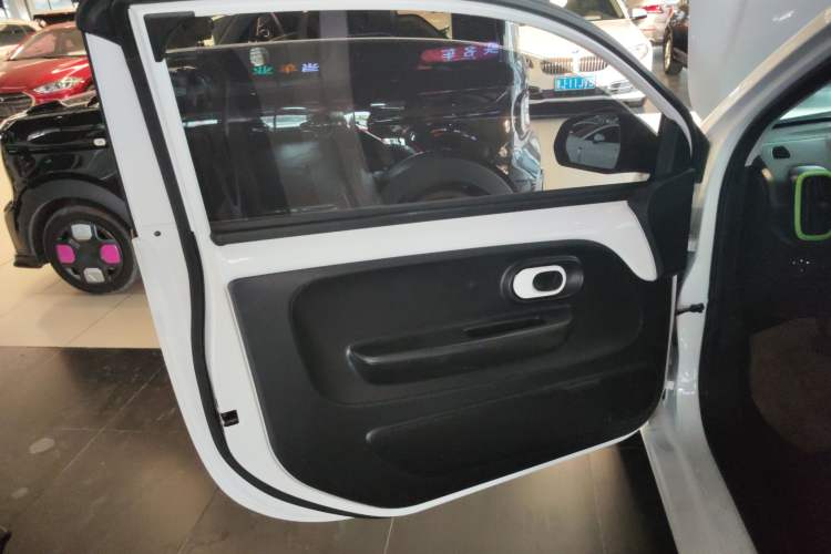 Used Roewe Clever 2022 311km QiQi BoBo Edition
