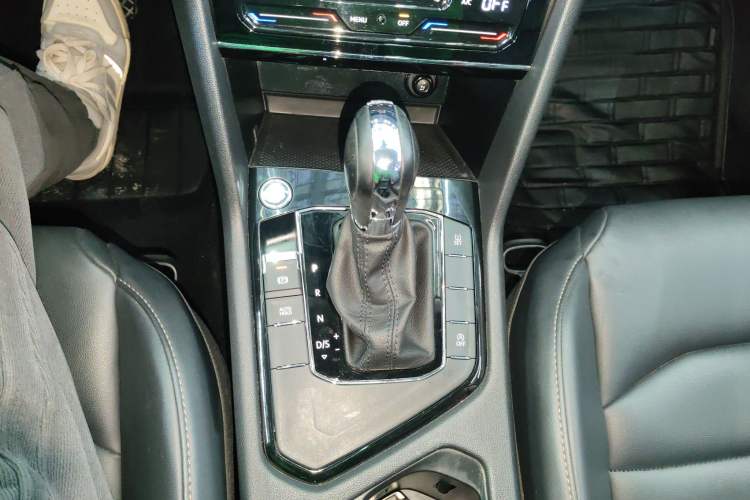 Used Volkswagen Tharu 2021 280TSI Two-Wheel Drive Comfort Edition
