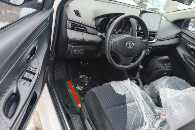 Used Toyota YARiS L 2020 1.5L CVT Leading Edition