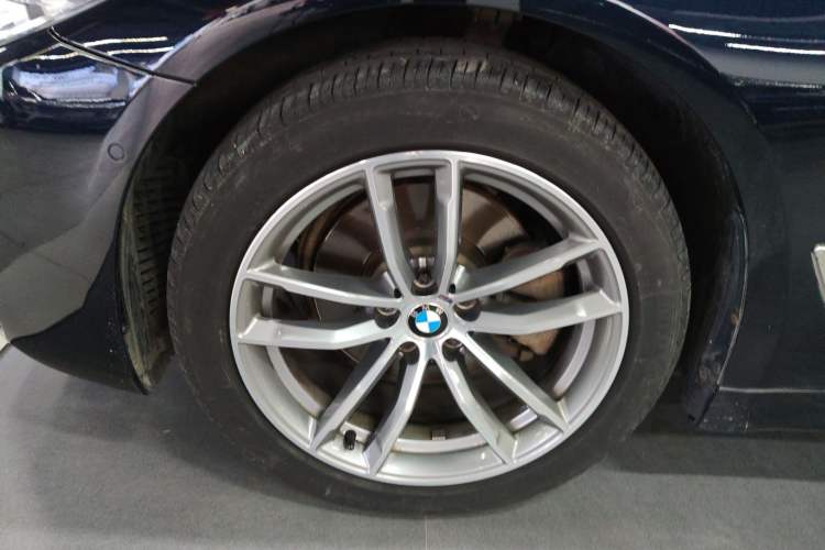 Used BMW 5 Series 2019 525Li M Sport Package
