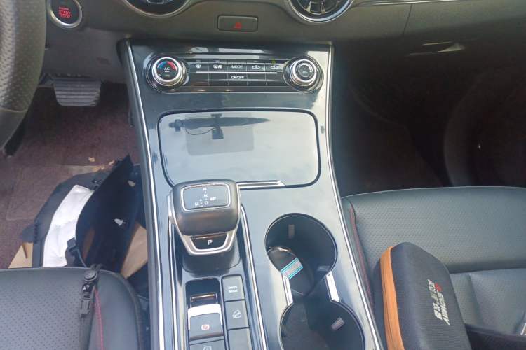 Used FORTHING T5 EVO 2021 1.5TD DCT Platinum Edition
