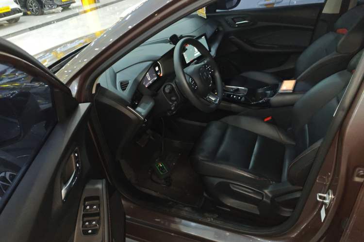 Used MG 5 2021 Revised Version 180 DVVT CVT Youth Luxury Edition