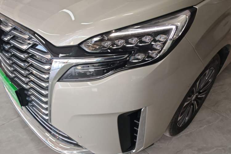 Used Buick GL8 2023 ES Lu Zun Luxury Model
